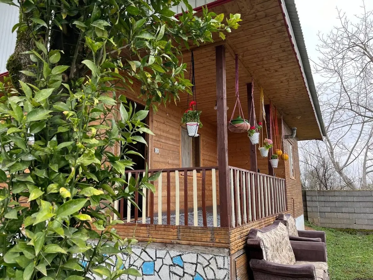 کلبه دوخوابه چوبی بهشت - نما