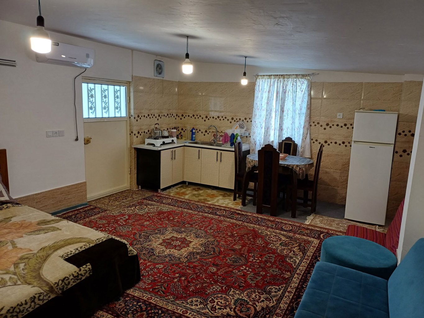 فلت مازیار ۲