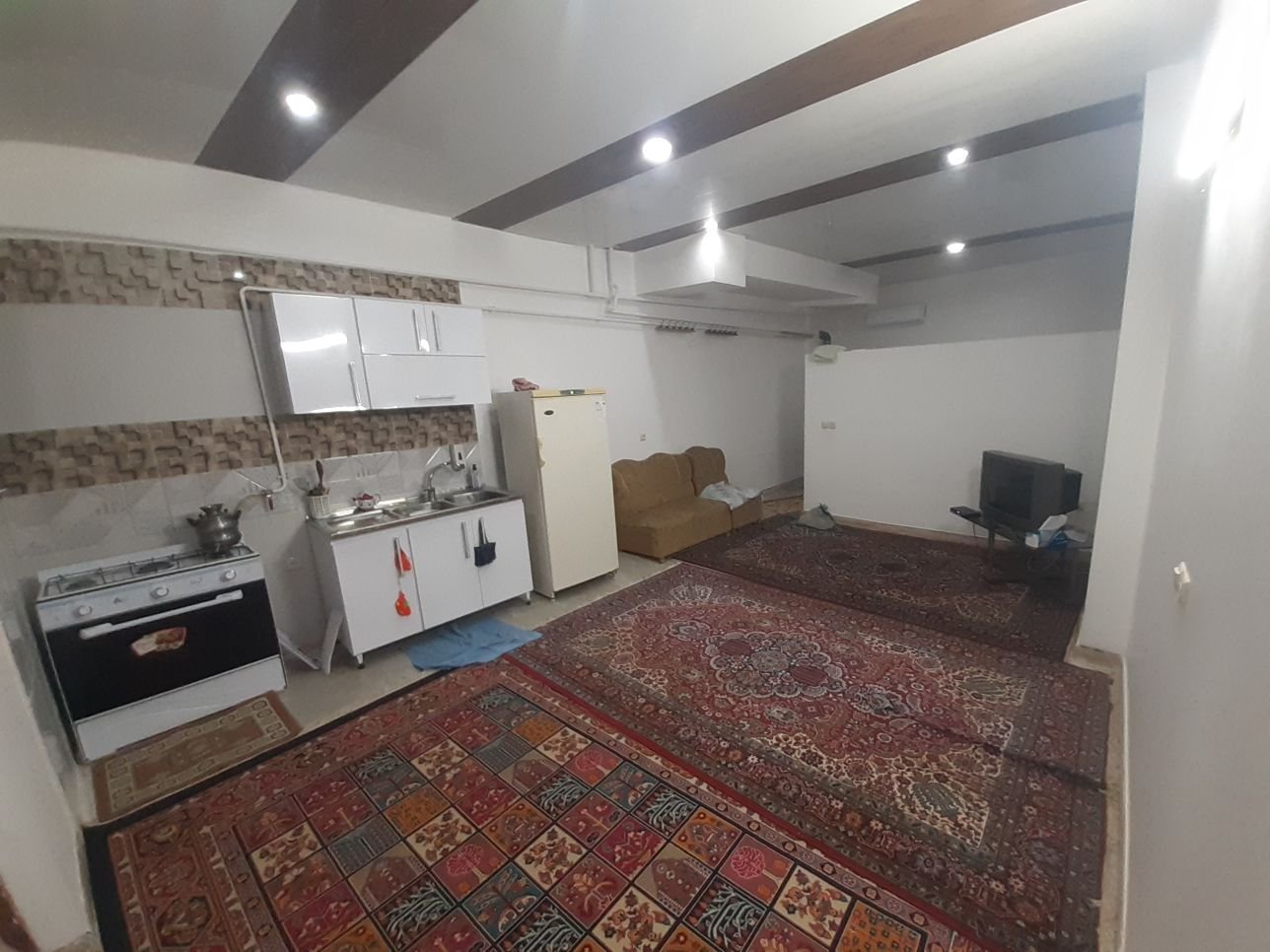 سوئیت یک خوابه ساحلی چایخانسر - اتاق پذیرایی