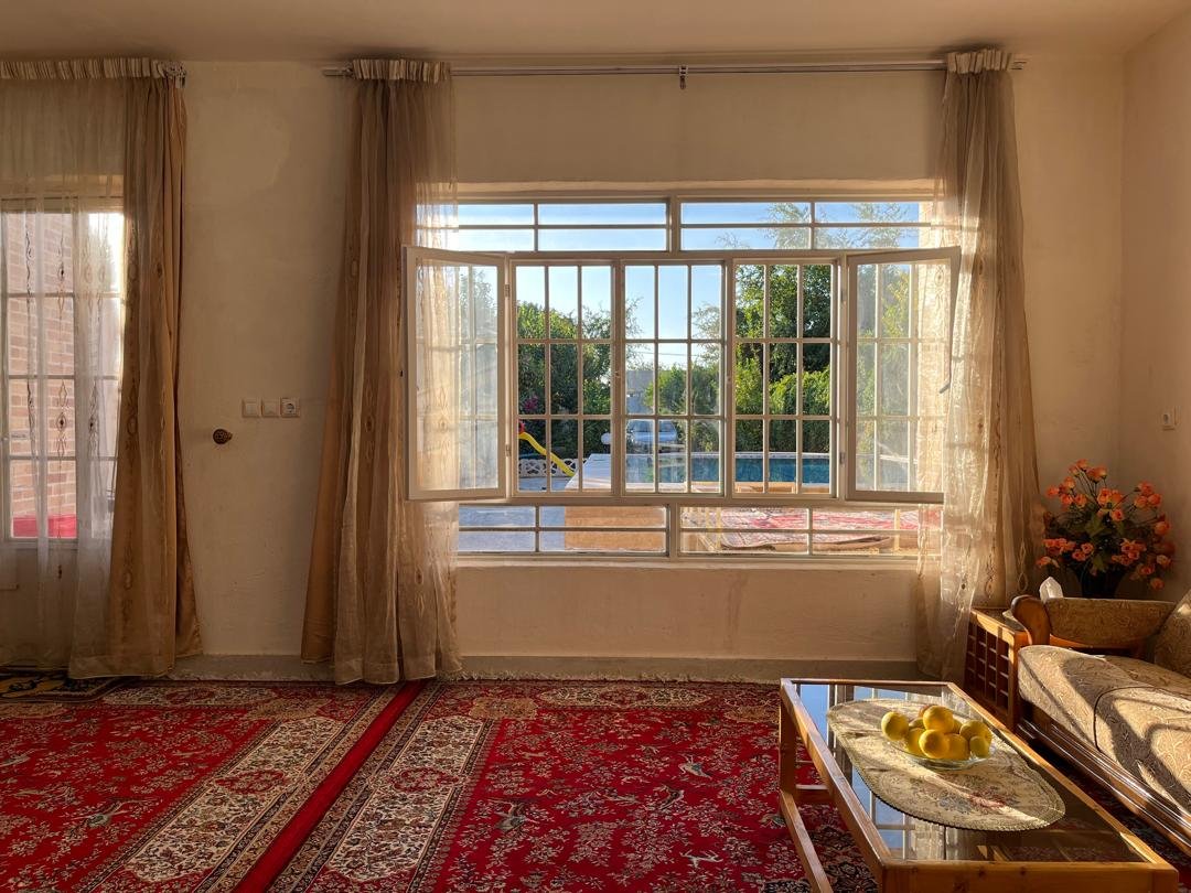 یک خوابه استخردار نیکا