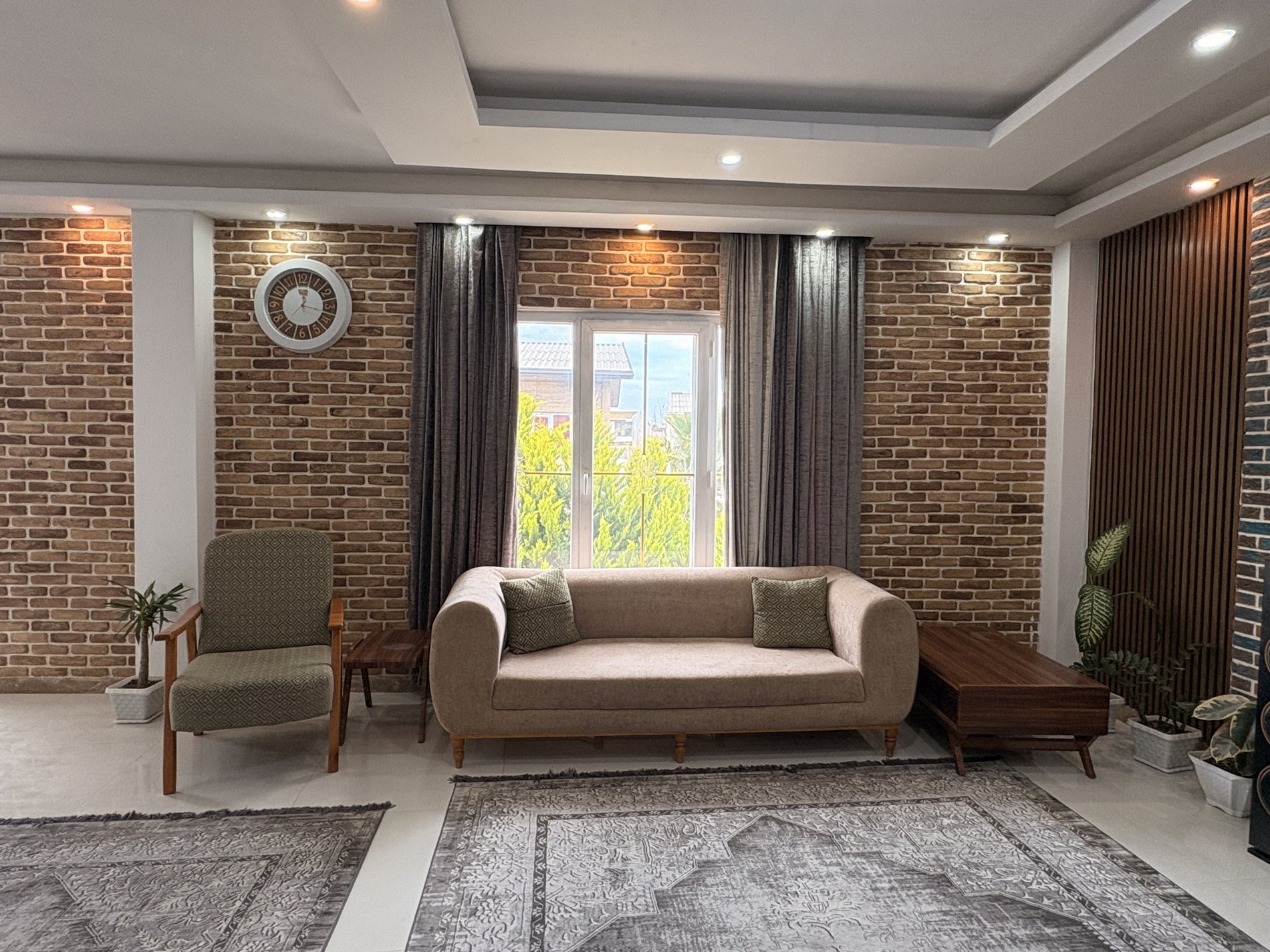 ویلا سه خوابه استخردار آبگرم ساحلی دریا