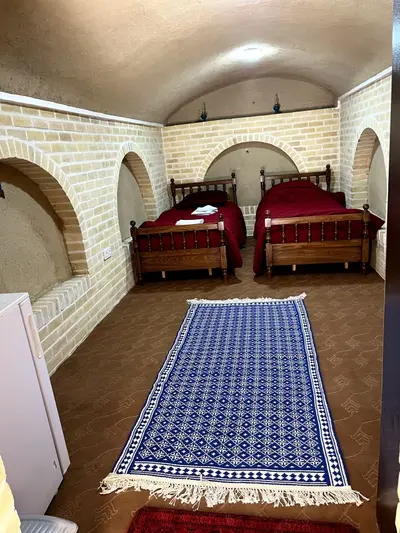 اقامتگاه سنتی دیوان سالار - واحد فانوس