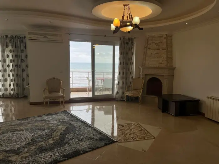 آپارتمان سه خوابه ساحلی یزدانی