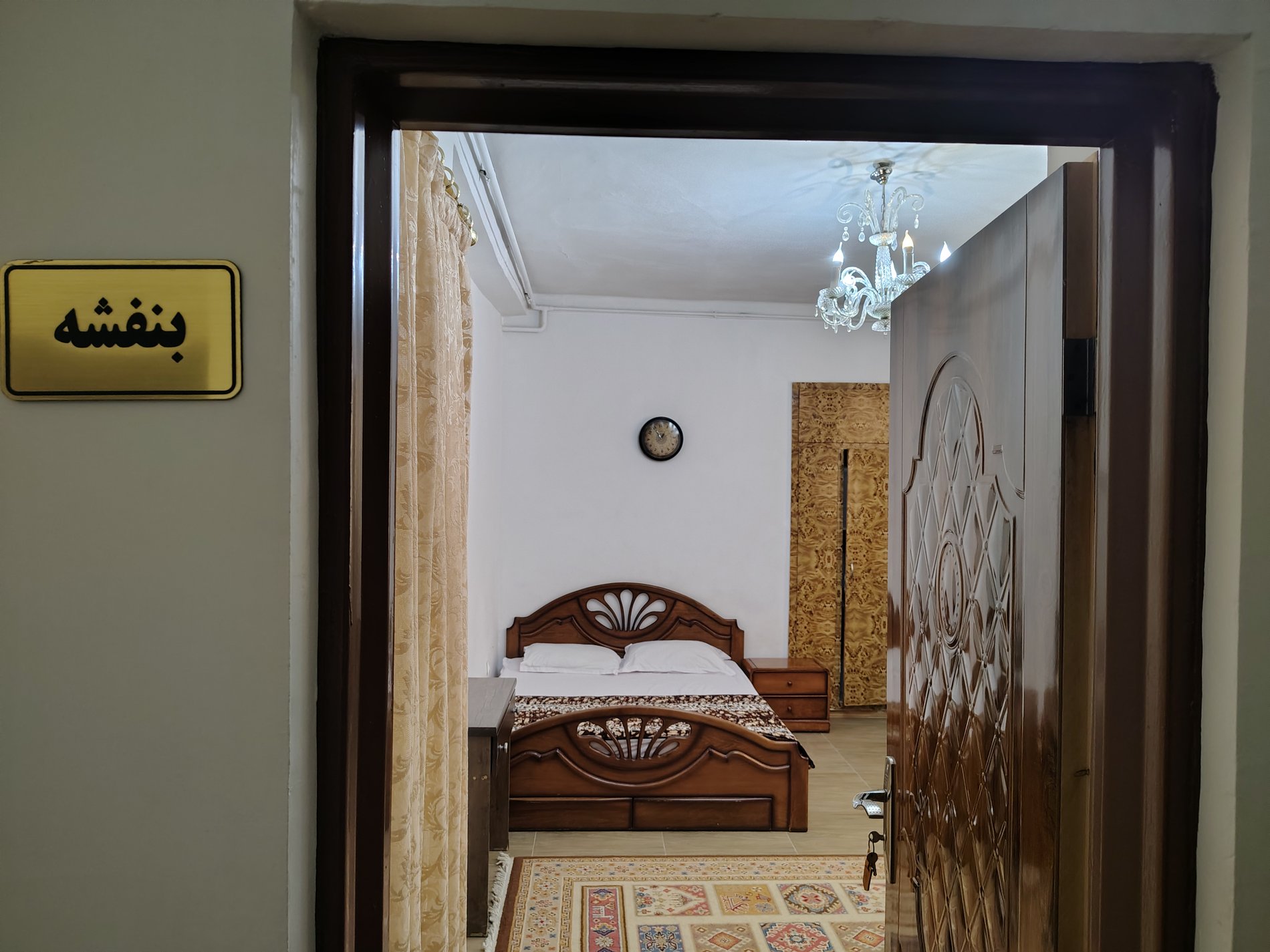 بومگردی خانه پدری - واحد بنفشه