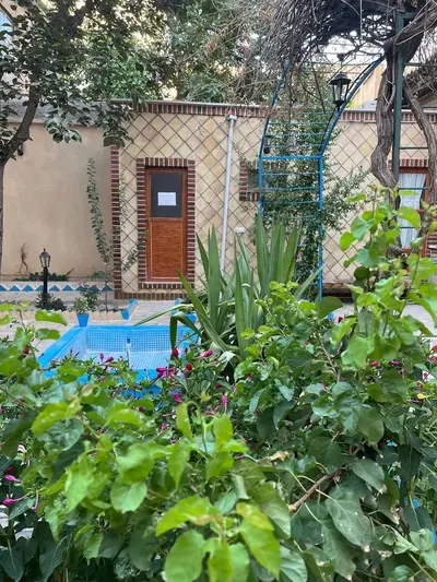 بومگردی خانه پدری ۱ - واحد گل یاس