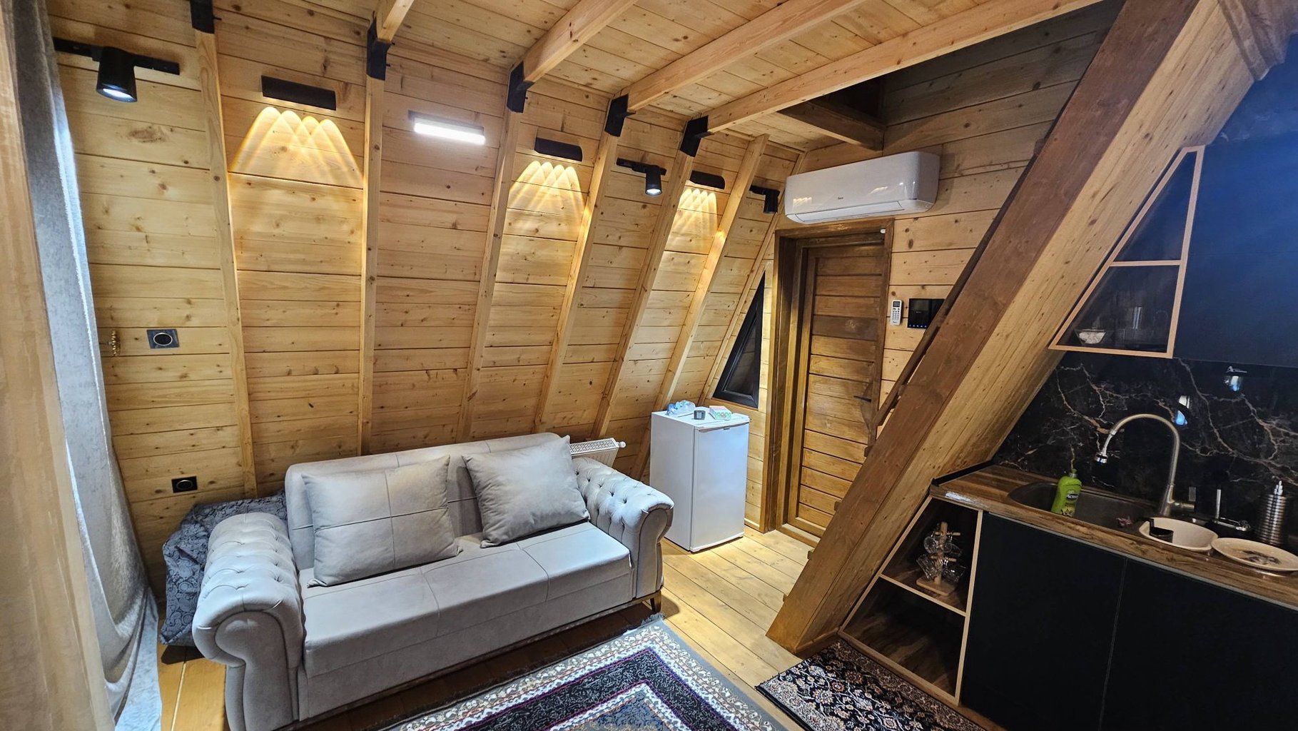 یک خوابه سوئیسی زمزمه