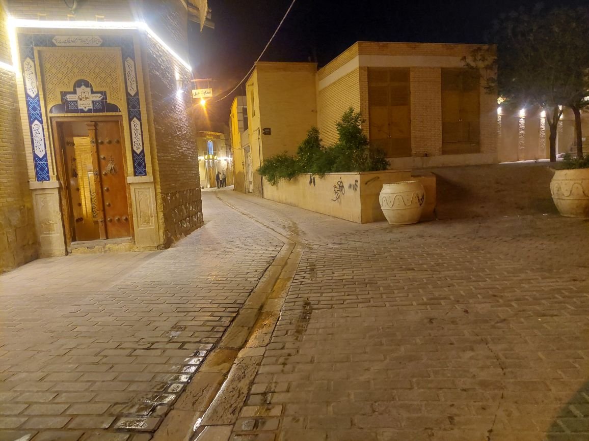 آپارتمان یک خوابه عاج - کوچه ومحله