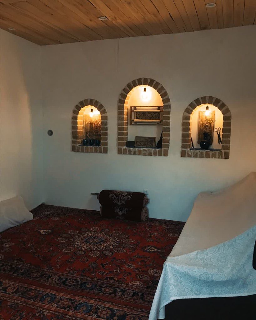 بومگردی عمارت علیصدر - واحد ۳