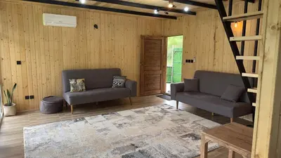 کلبه دوخوابه چوبی نِشا