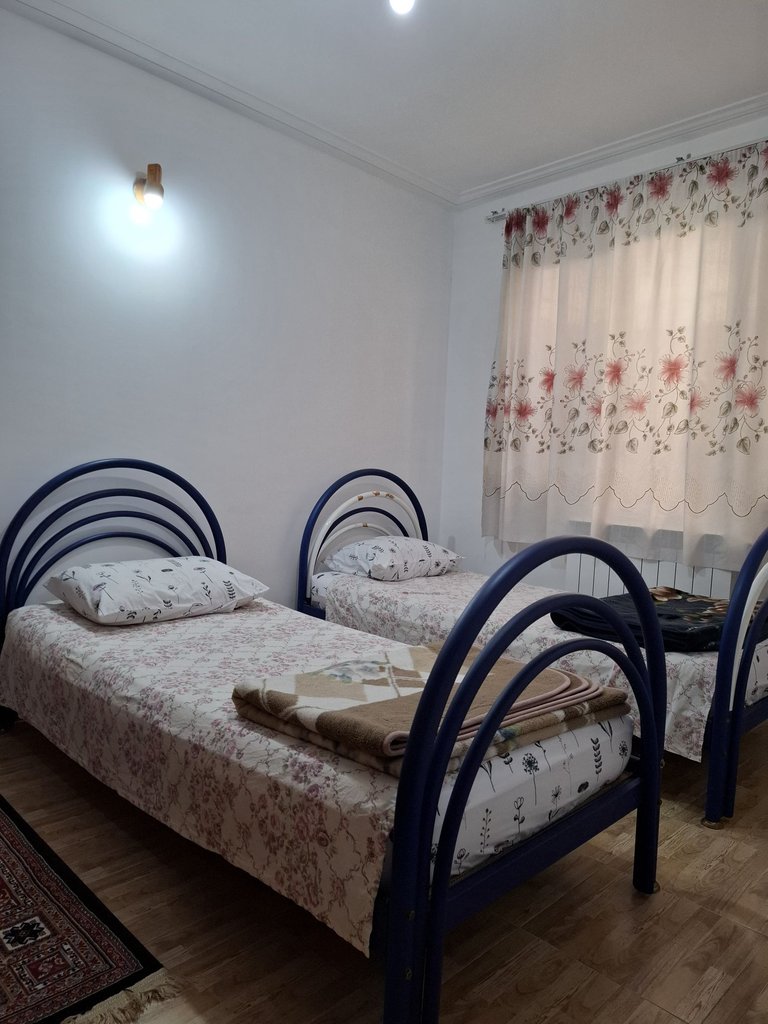 آپارتمان عمارت گل یاس