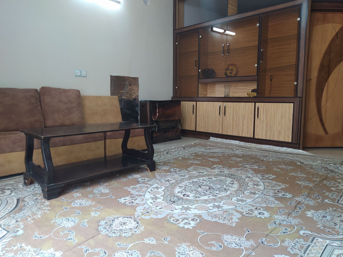 آپارتمان یک خوابه آتشگاه مهرداد