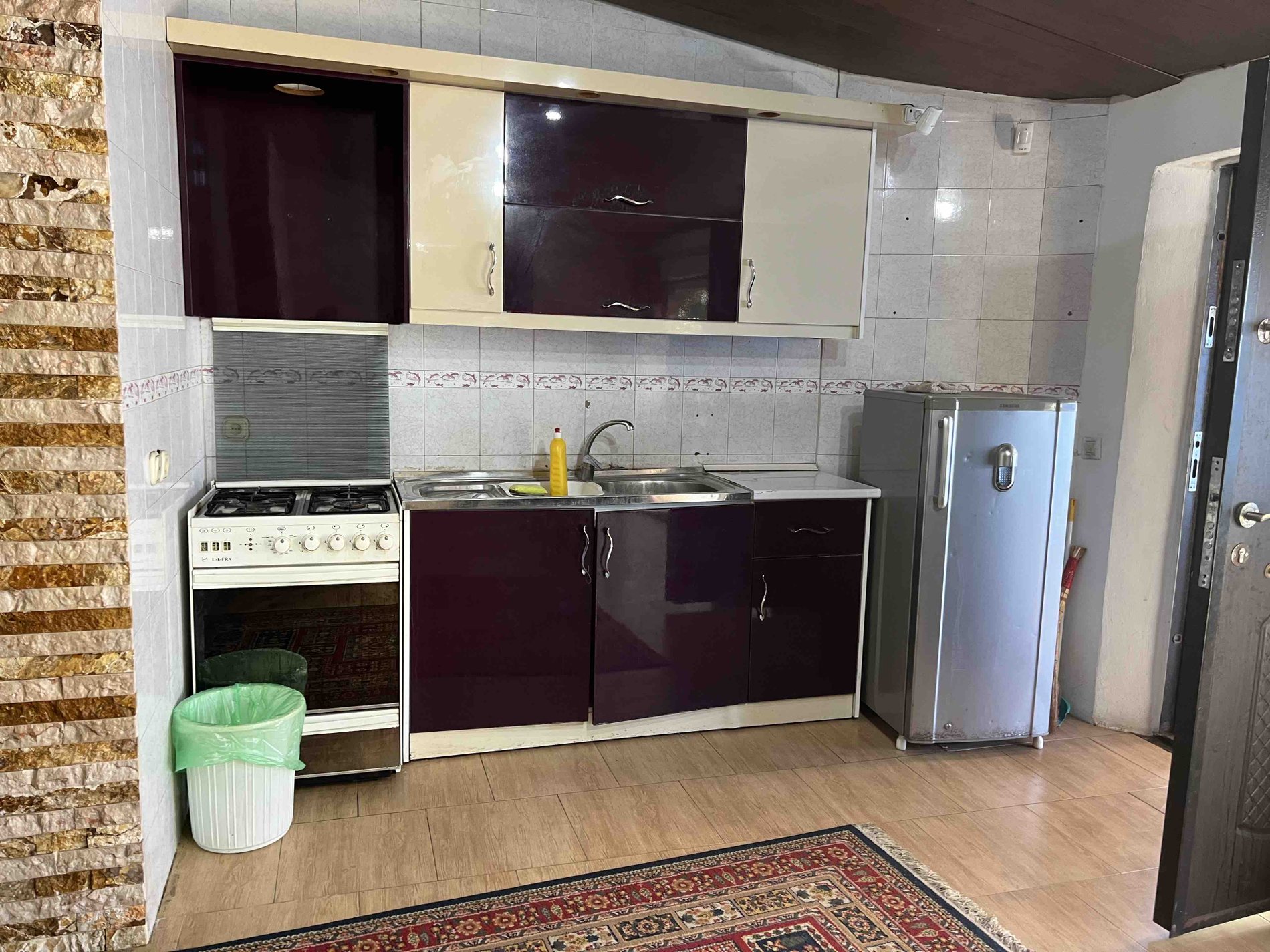 ویلا دوخوابه ساحلی استخردار آبگرم آبادیس - انتخاب عنوان تصویر