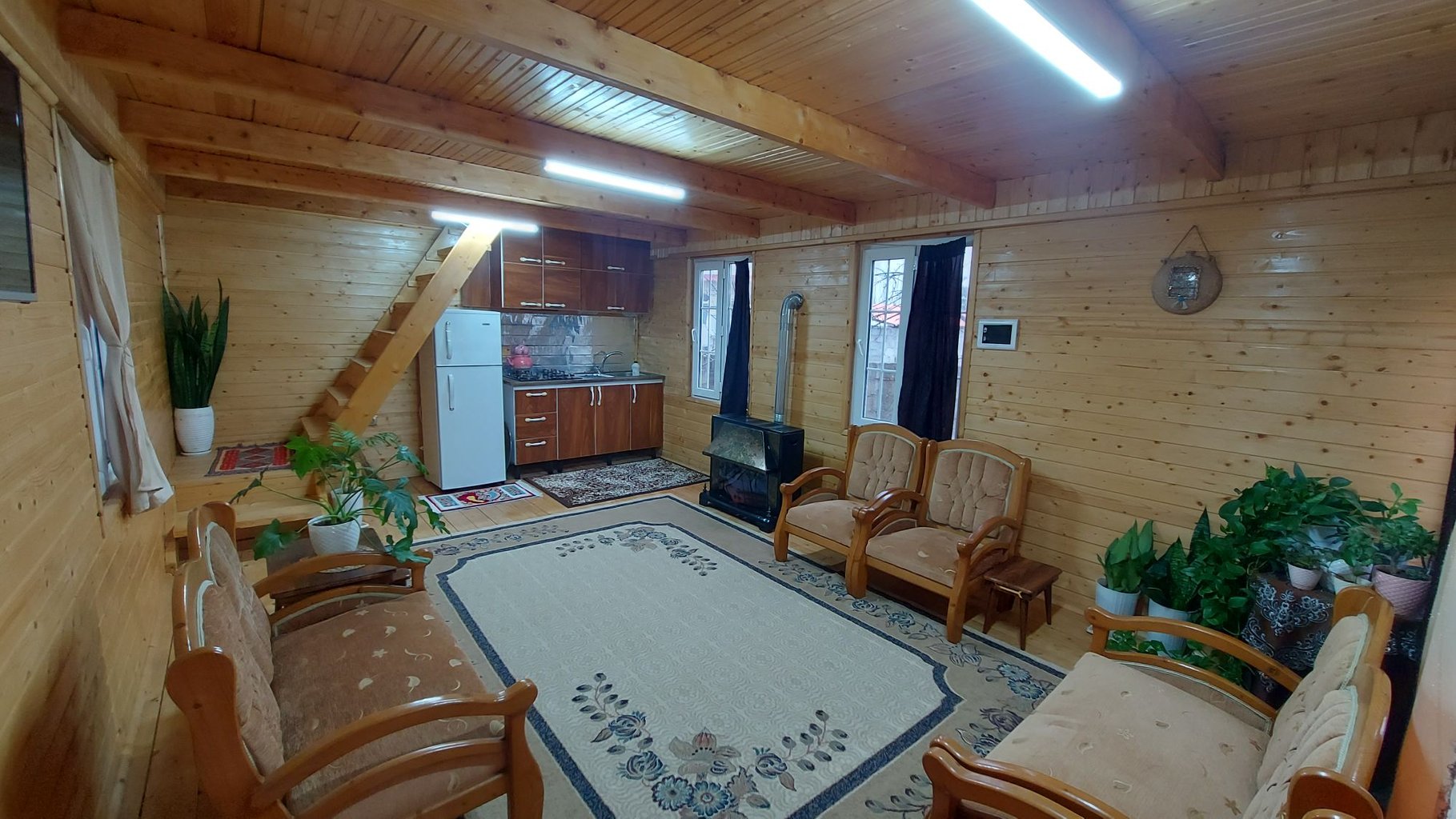 یک خوابه چوبی فلاح