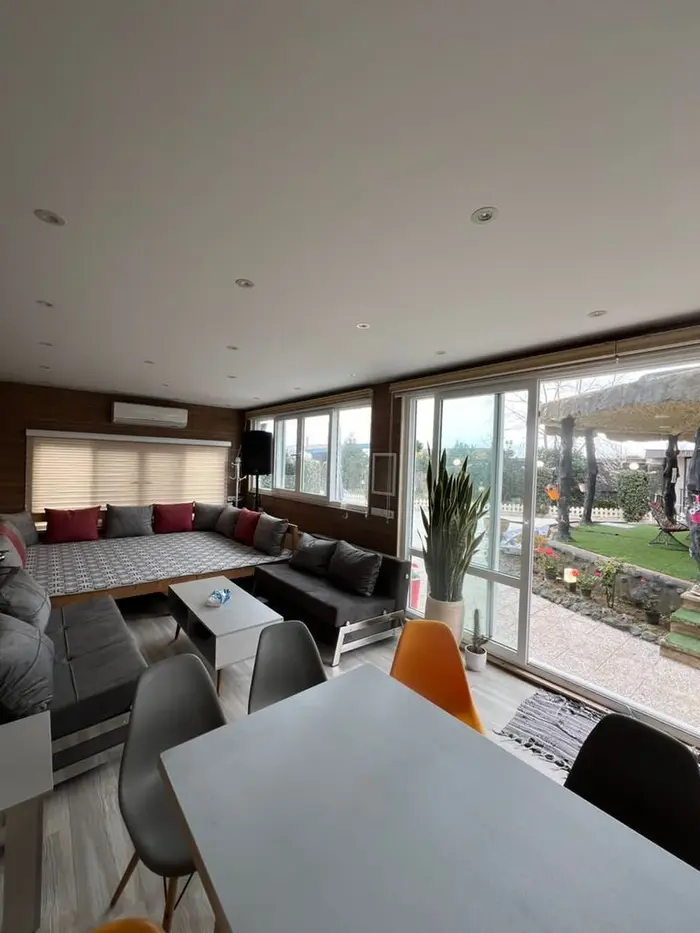 ویلا فلت استخردار آبگرم سنگاچین