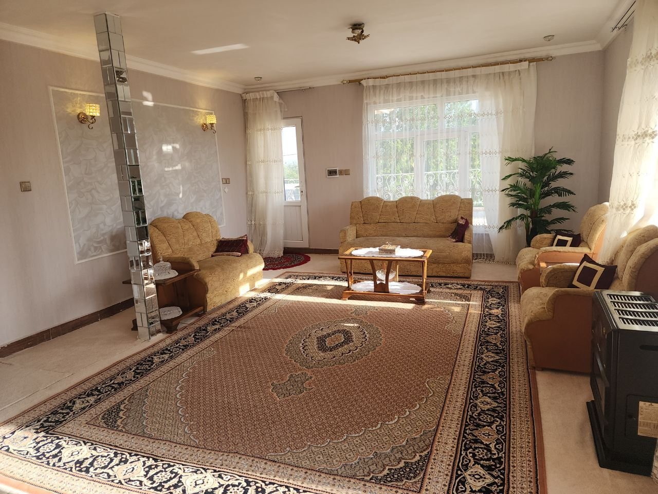 ویلا دوخوابه دوبلکس باغ گلستان