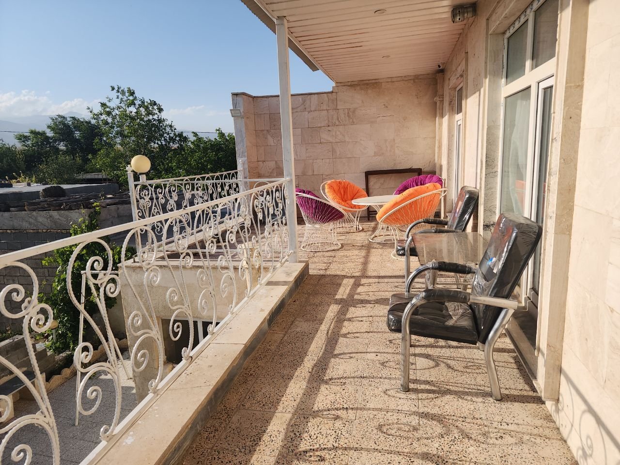 ویلا دوخوابه دوبلکس باغ گلستان - تراس بالا