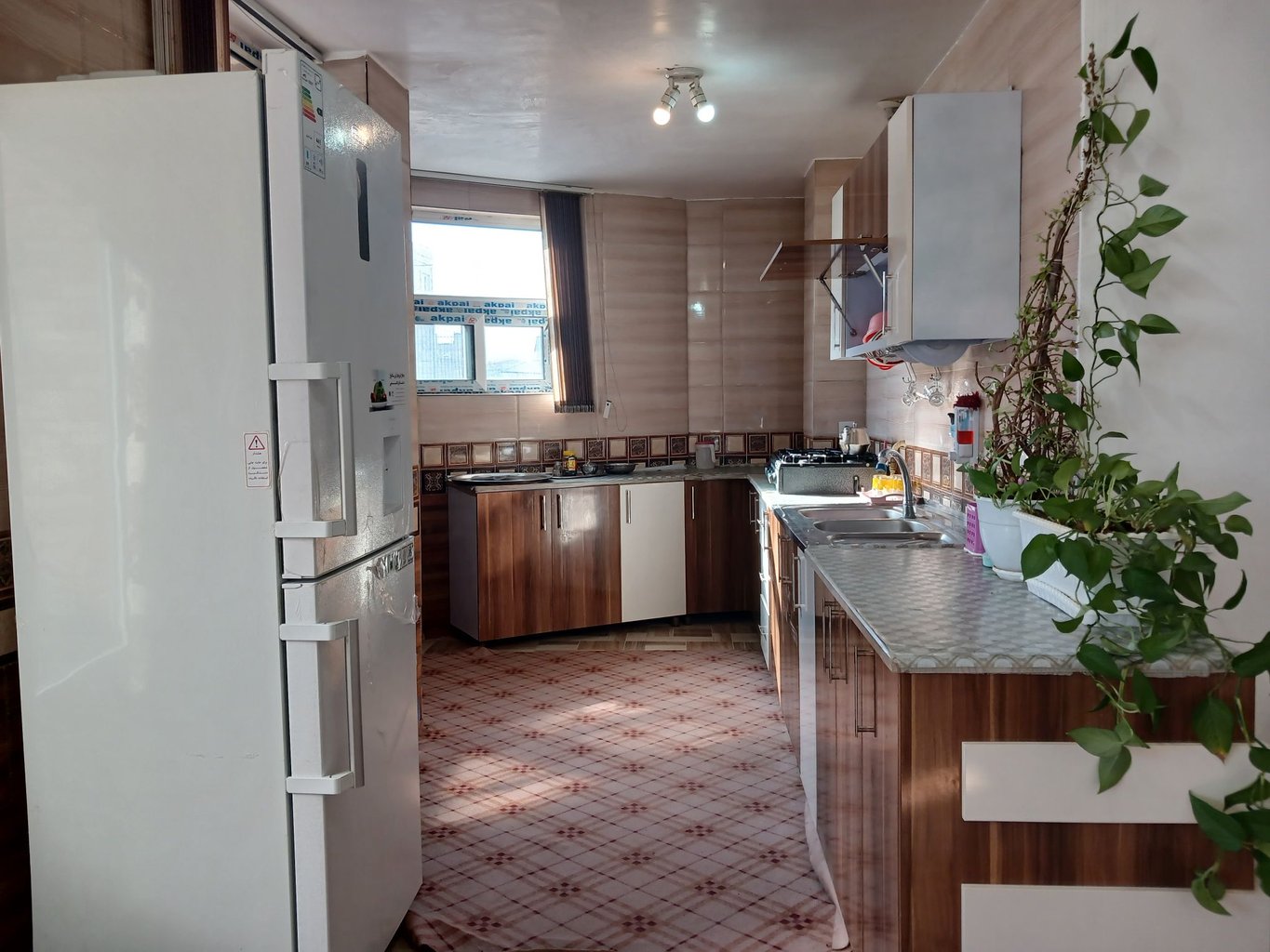 آپارتمان دوخوابه رئیسی