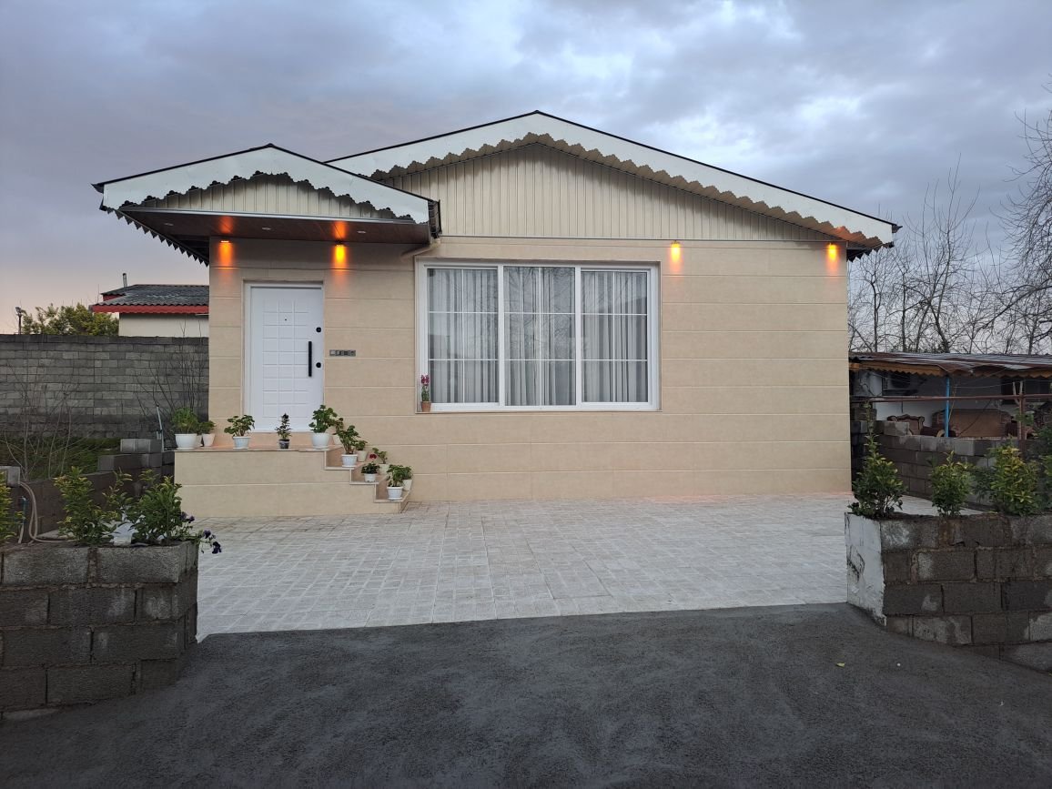 ویلا دوخوابه ساحلی مادر 2