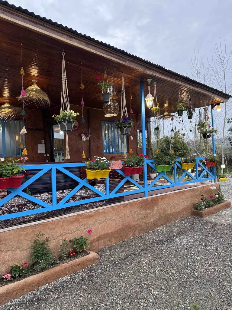 کلبه یک خوابه سنتی میها - تراس