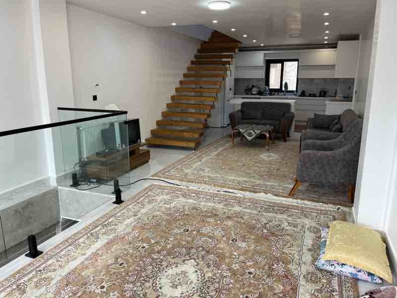 ویلا یک خوابه جنگلی تریپلکس استخردار آسمان