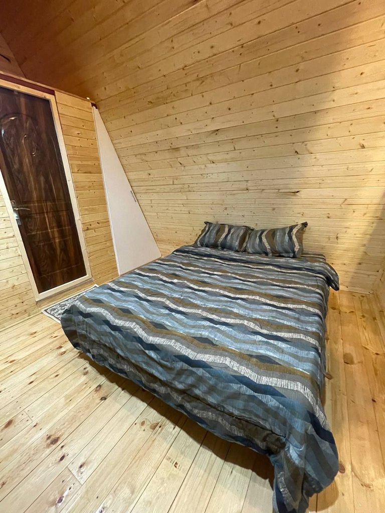 کلبه دوخوابه پرتقالی
