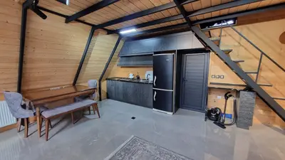 کلبه یک خوابه سوئیسی جکوزی دار هانا