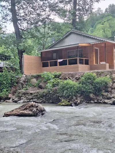 کلبه دوخوابه لاکه تاشون