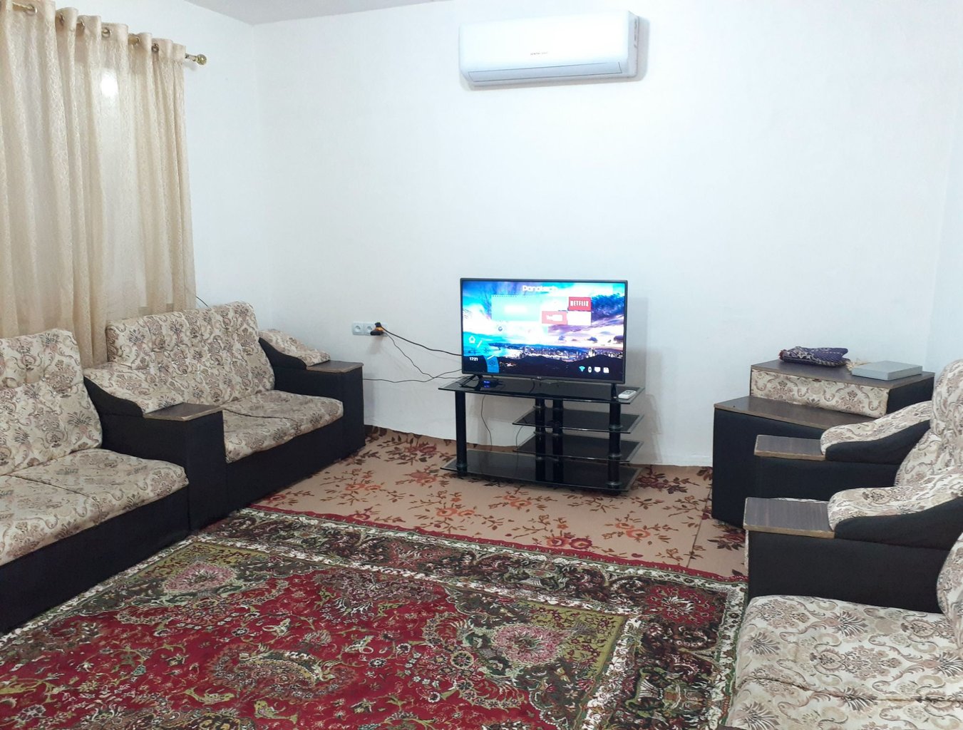 ویلا دوخوابه استخردار آبگرم مشفقی