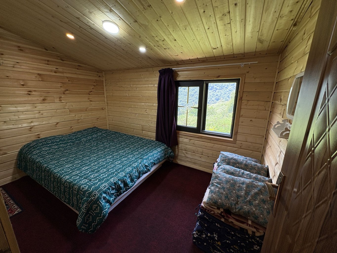 ویلا دوخوابه چوبی گردو 1