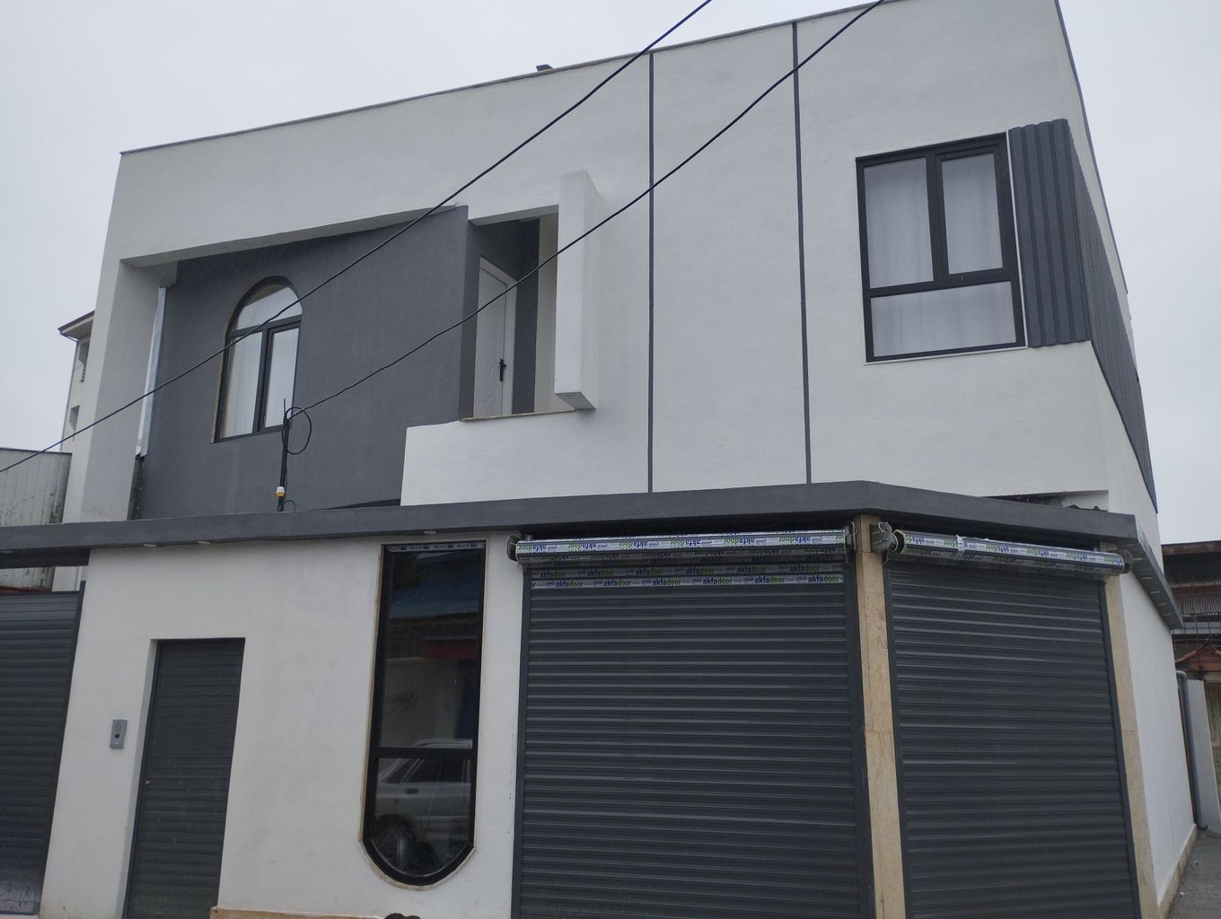 ویلا دوخوابه استخردار آبگرم شهریور - نمای اصلی 