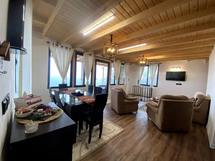 ویلا دوخوابه سنگی دوهزار