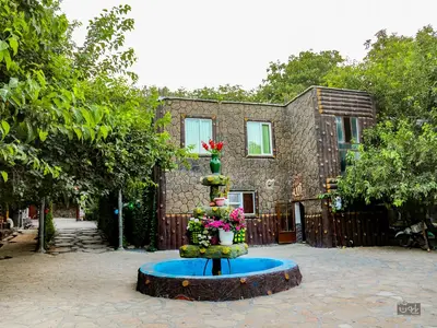 اقامتگاه سنتی فلت واران 2