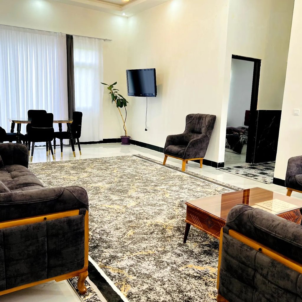 دوخوابه جنگلی واران