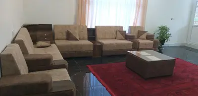 سوئیت یکخوابه جنگلی واران