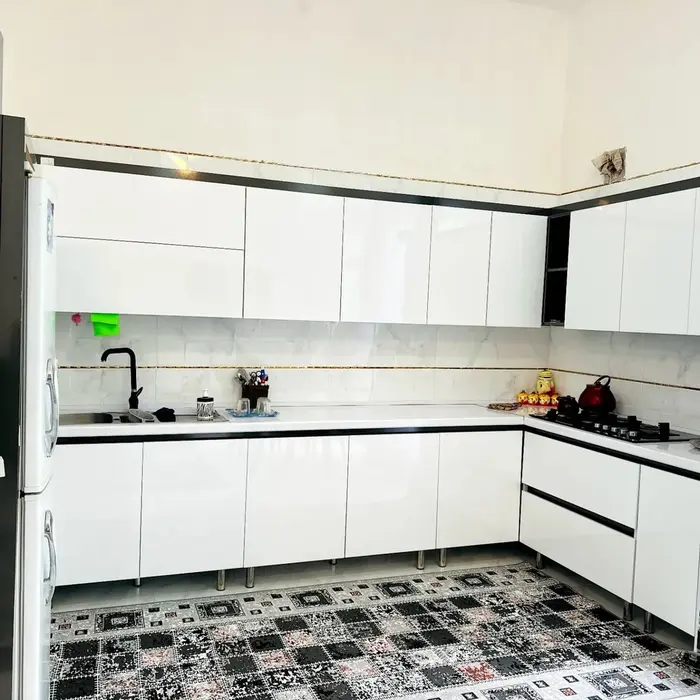 سوئیت دوخوابه جنگلی واران - آشپزخانه