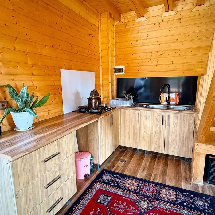 کلبه سه خوابه چوبی بهراد