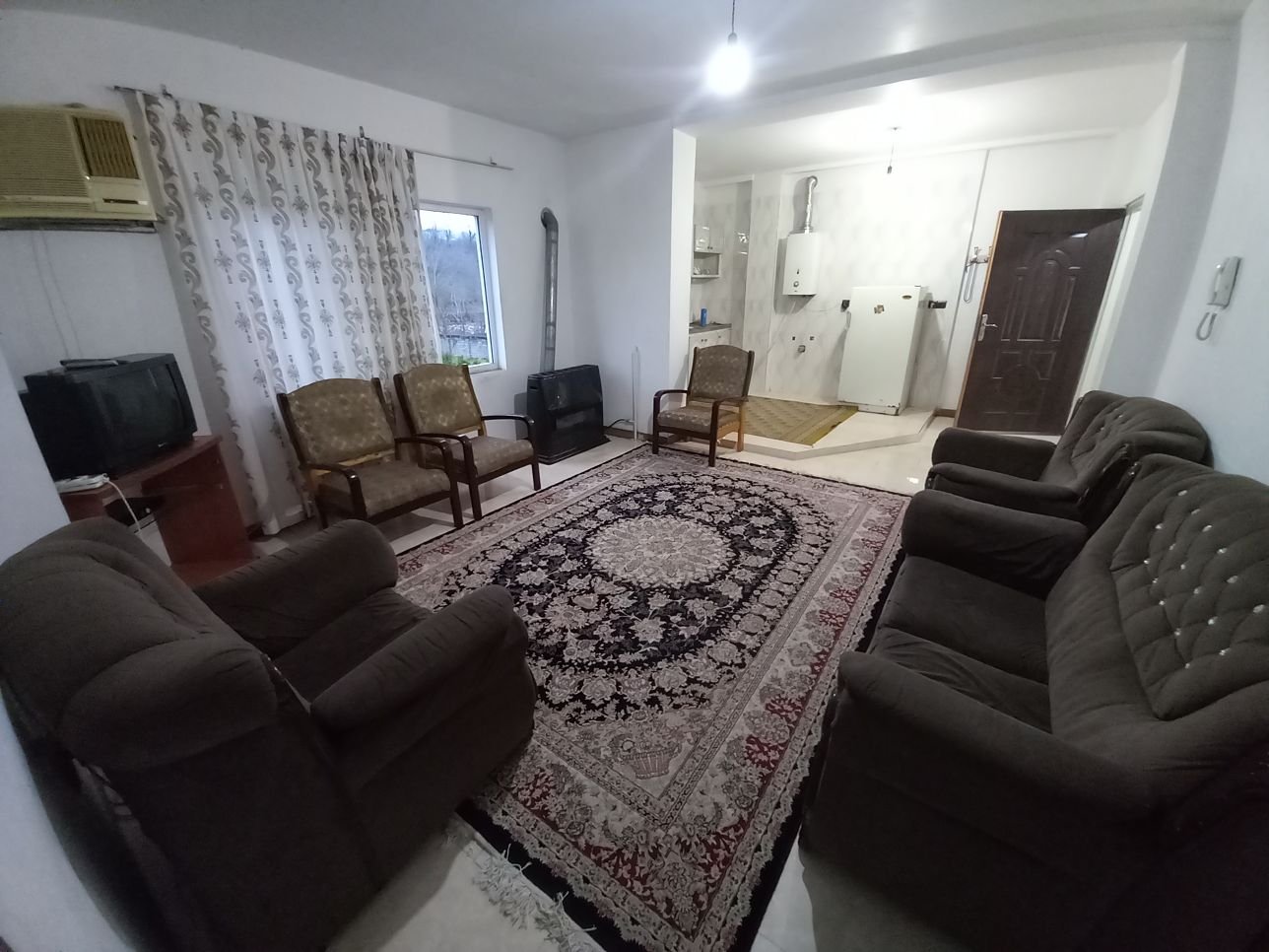 آپارتمان یک خوابه جنگلی قنبری