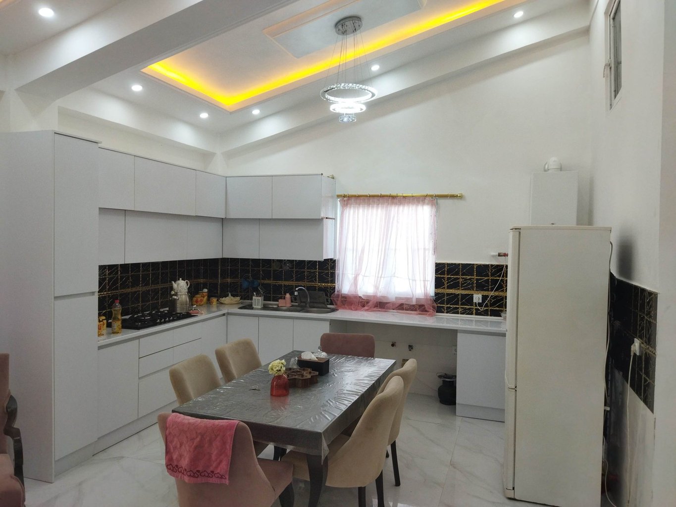 ویلا دوخوابه بالاخانی