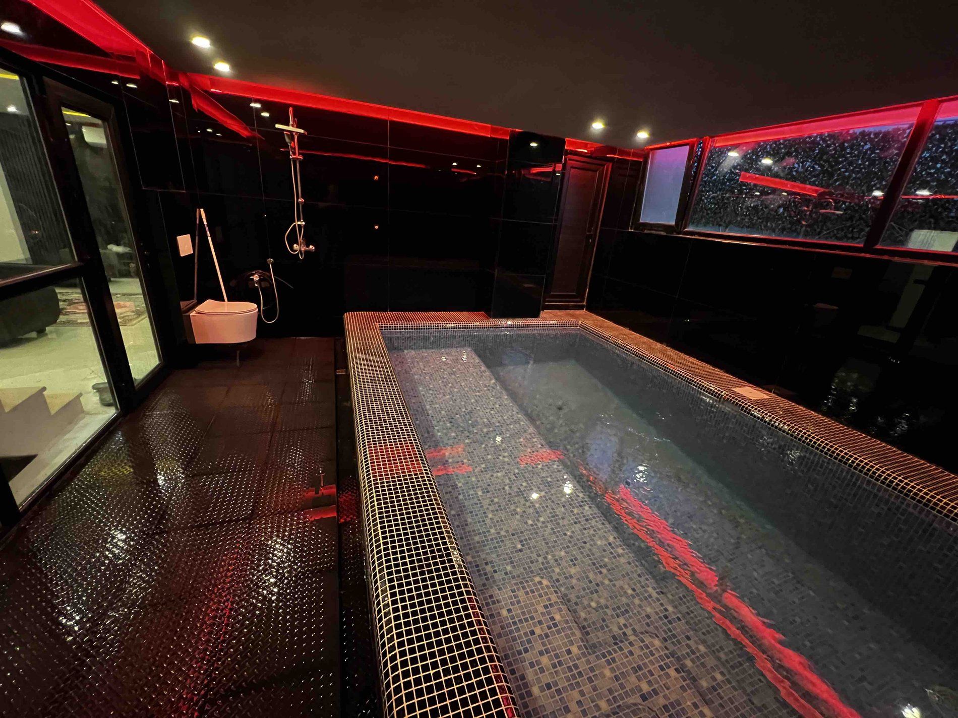 ویلا دوخوابه دوبلکس استخردار آبگرم میردار