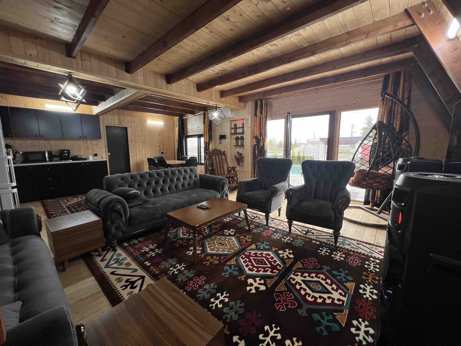 دوخوابه سوئیسی استخردار آبگرم بونده