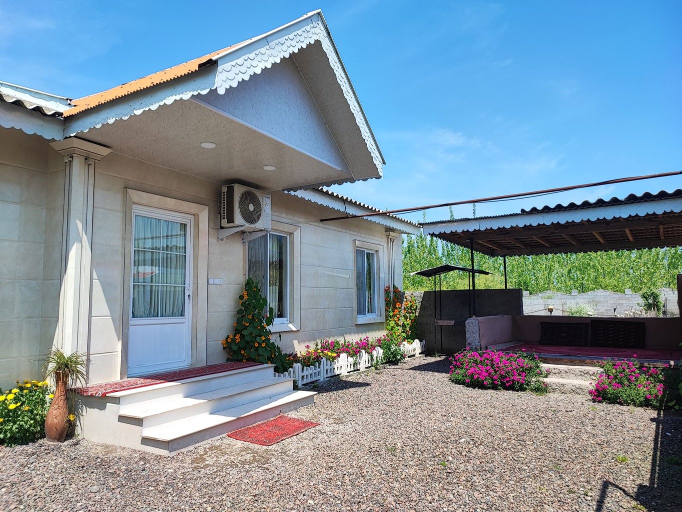 دوخوابه باغ هوشیار