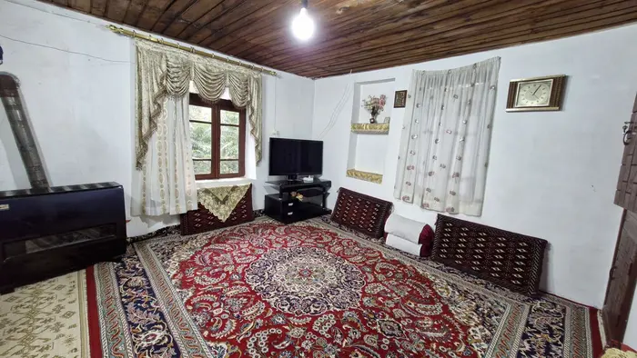 کلبه سه خوابه روستایی شیشارستان - اتاق