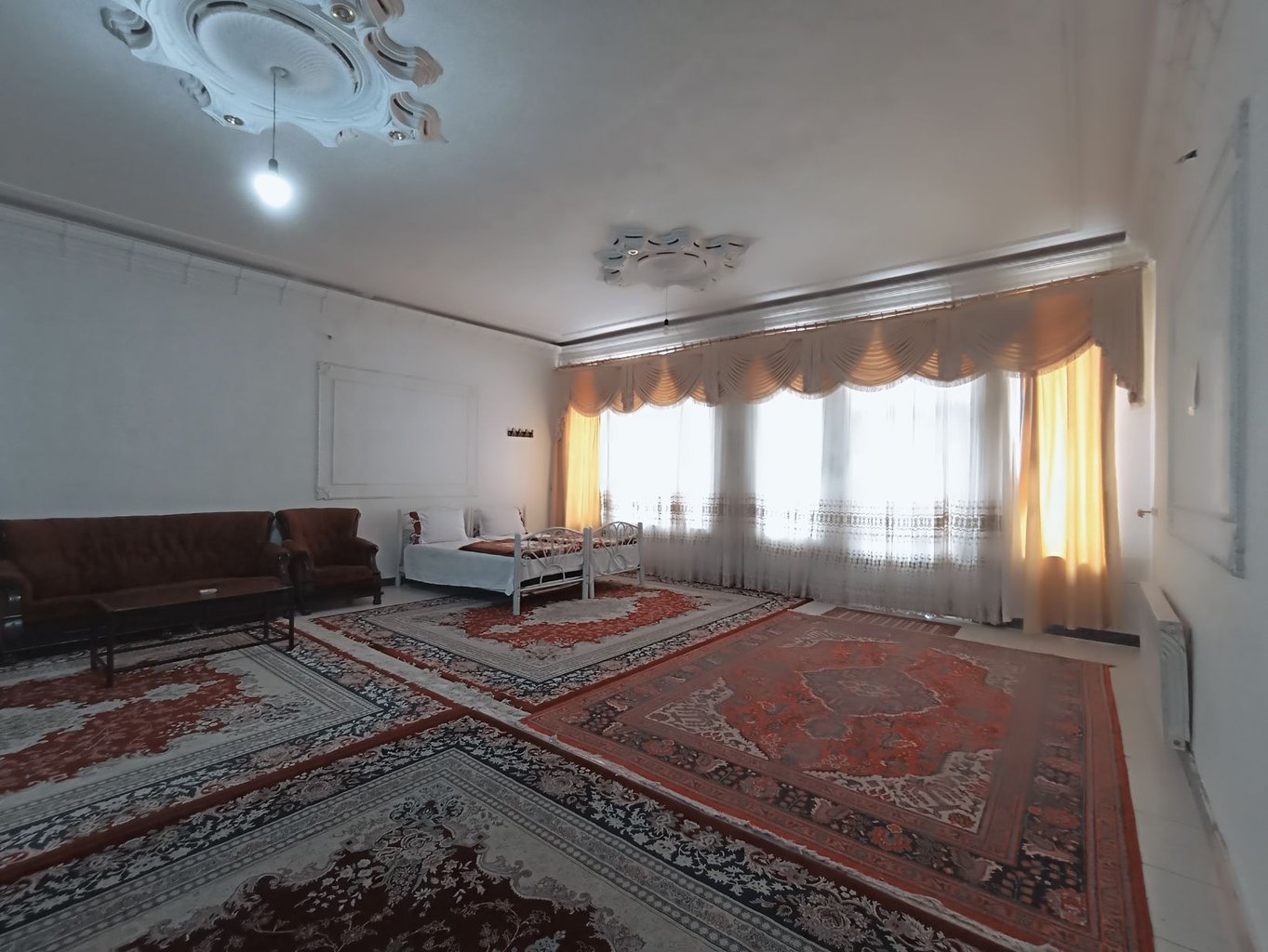 دوخوابه مظلومی