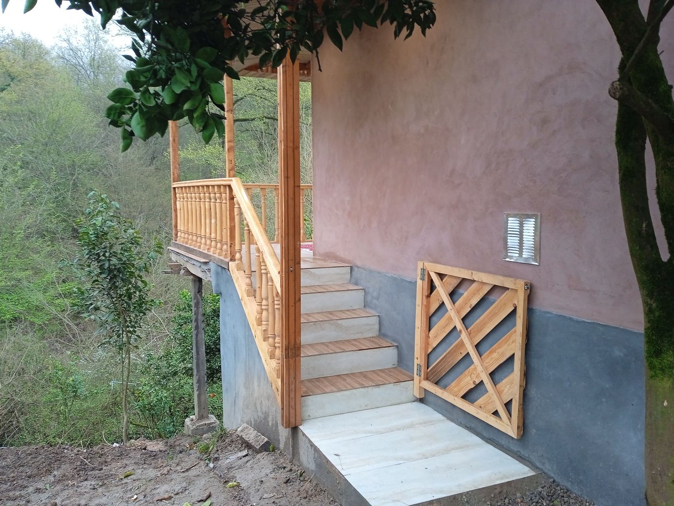 کلبه یک خوابه جنگلی روجا