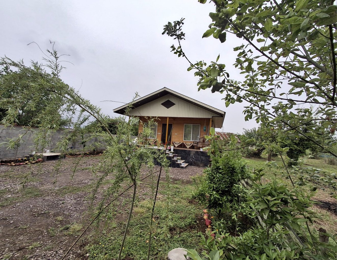 دوخوابه دادرس