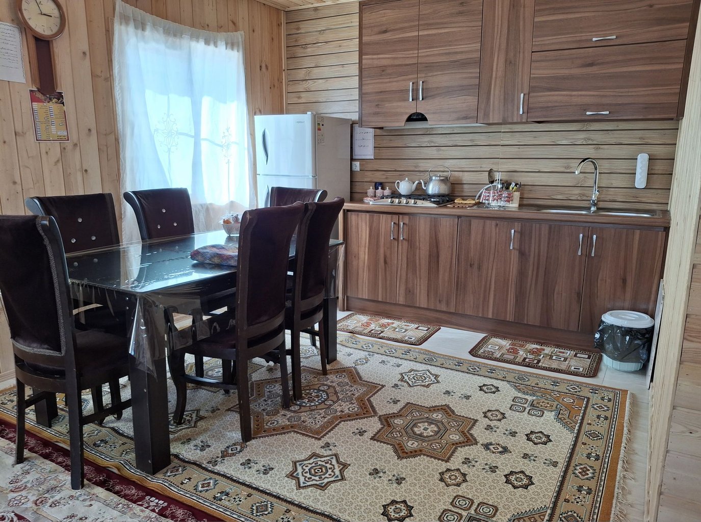 دوخوابه دادرس