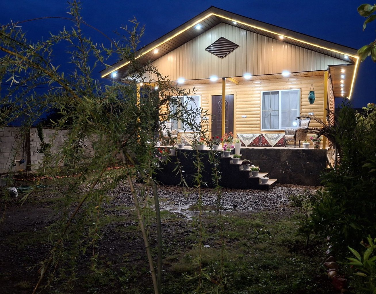 دوخوابه دادرس