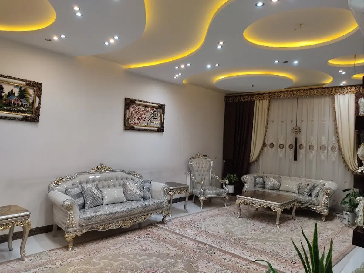 آپارتمان یک خوابه ابرند