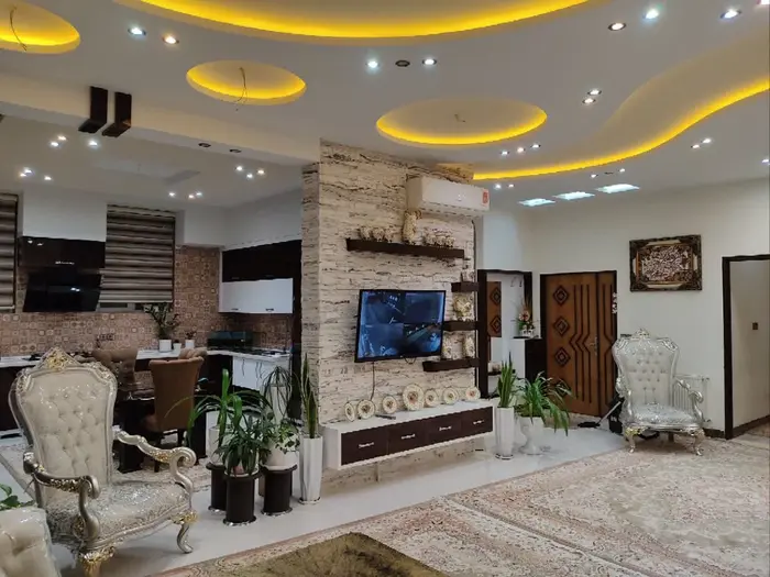 آپارتمان یک خوابه ابرند