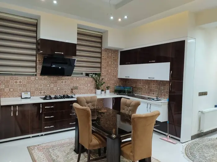 آپارتمان یک خوابه ابرند